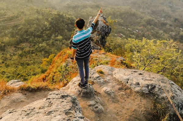 How Can UK Rural Tourism Businesses Use Virtual Tours to Boost Bookings?